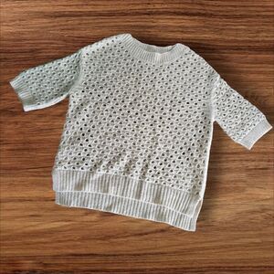 Ann Taylor size M Cream Knit Short-sleeve Sweater